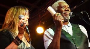 Caught On Camera: Morgan Freeman Shocks A Crowd When He Gets Up On And Starts Singing!