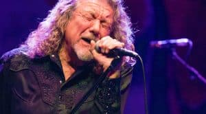 Robert Plant Performs “Kashmir” In Full For The Very First Time – Without Jimmy Page