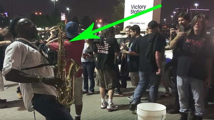 Musician Plays Iron Maiden’s “The Trooper” On Saxophone And People Immediately Start Filming | Society Of Rock Videos