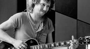 For Gary Rossington, Nothing Sums Up Steve Gaines’ Legacy Better Than This ‘Street Survivors’ Classic
