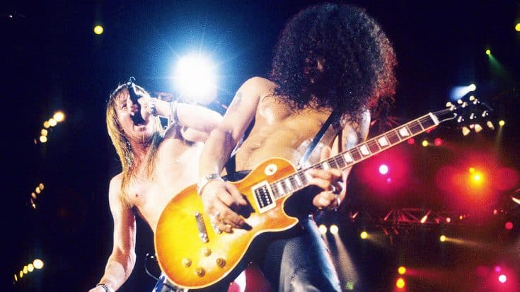 Slash Takes The Stage And Shreds What Many Guns N’ Roses Fans Refer To As His Best Solo Ever! | Society Of Rock Videos