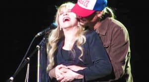 Stevie Nicks Dedicates “Landslide” To Kid Rock – Gets The Surprise of A Lifetime