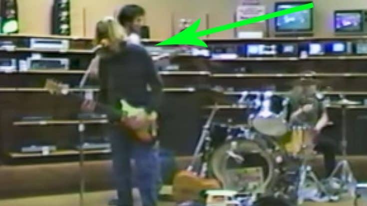 Rare Footage Of Nirvana Playing In A RadioShack In 1988 Has Just Surfaced And It’s Golden | Society Of Rock Videos