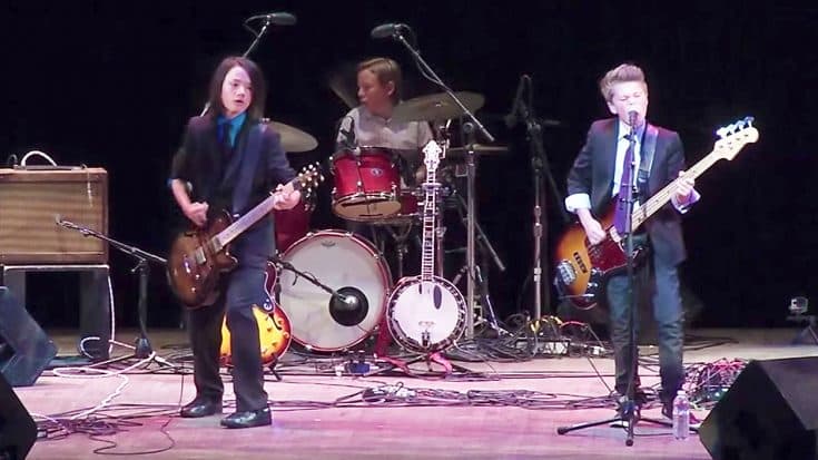 7th Grade Rockers Energize Charity Show With Led Zeppelin’s ‘Rock & Roll’ | Society Of Rock Videos