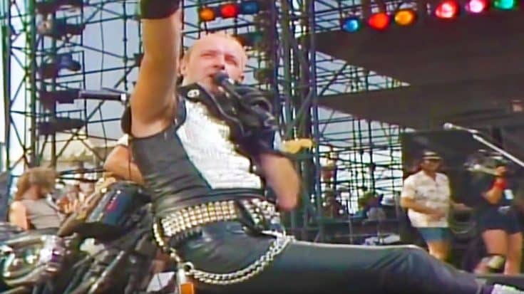 Judas Priest Plays ‘Hell Bent For Leather,’ & Rob Halford Takes The Stage In The Most Badass Way Possible! | Society Of Rock Videos