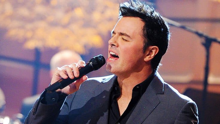 Did You Know Family Guy Creator Seth MacFarlane Can Sing? Well, He Can, & His Voice Is Actually Incredible!