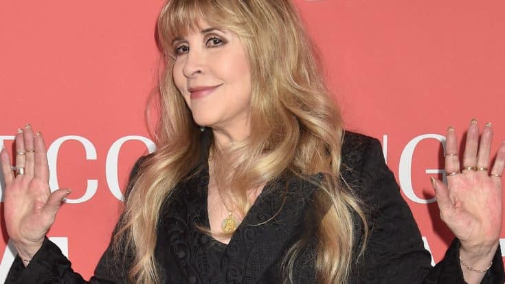 Here’s How Stevie Nicks Has Gotten Away With This Big No-No Since 1981 | Society Of Rock Videos