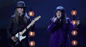 Ann Wilson Steals The Show With Soulful “Black Hole Sun” Cover At The Rock & Roll Hall Of Fame Ceremony