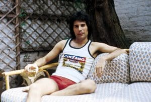 Fans Who Personally Met Freddie Mercury Shares What’s He Really Like