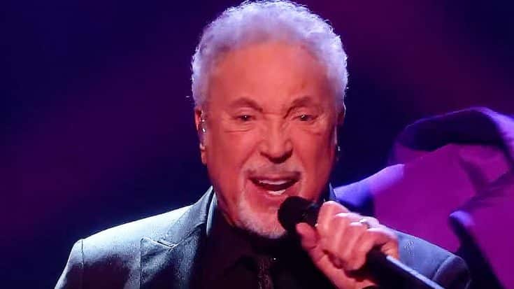 Tom Jones Gets To Sing “Come Together” On ‘The Voice’ And Ends Up Completely Stealing The Show | Society Of Rock Videos