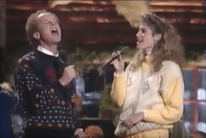 Art Garfunkel and Amy Grant’s Christmas Show Is Pure Talent