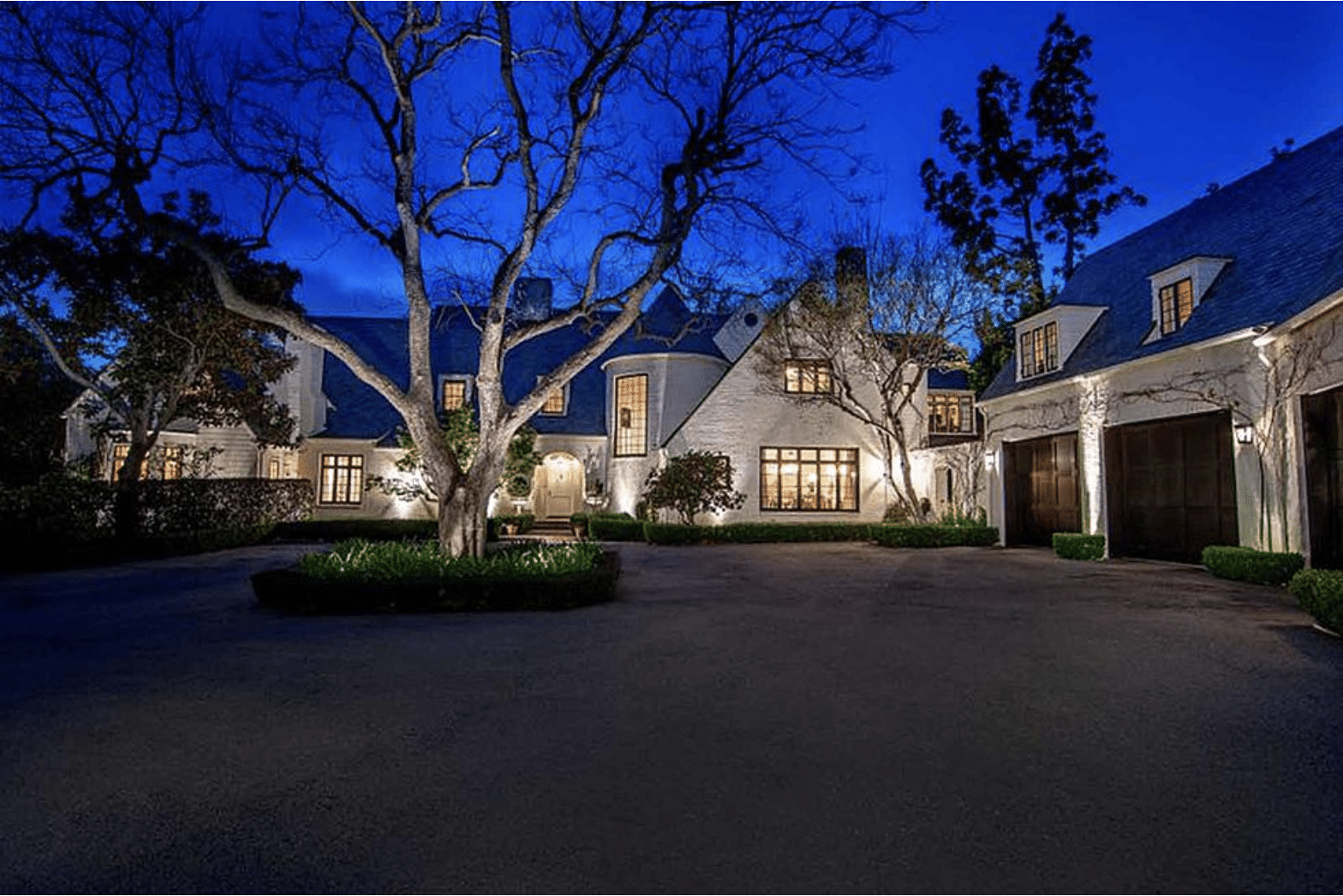 Lindsey Buckingham’s $29.5 Million Home Is For Sale – Now See The