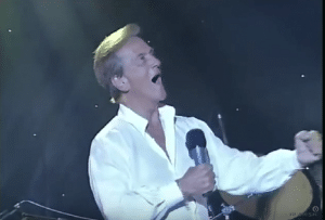 Pat Boone Performs “Smoke On The Water” – Got Me Scratching My Head