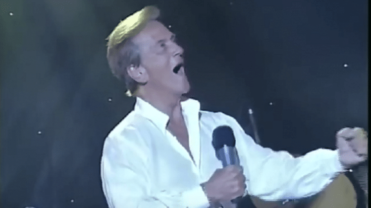 Pat Boone Performs “Smoke On The Water” – Got Me Scratching My Head | Society Of Rock Videos