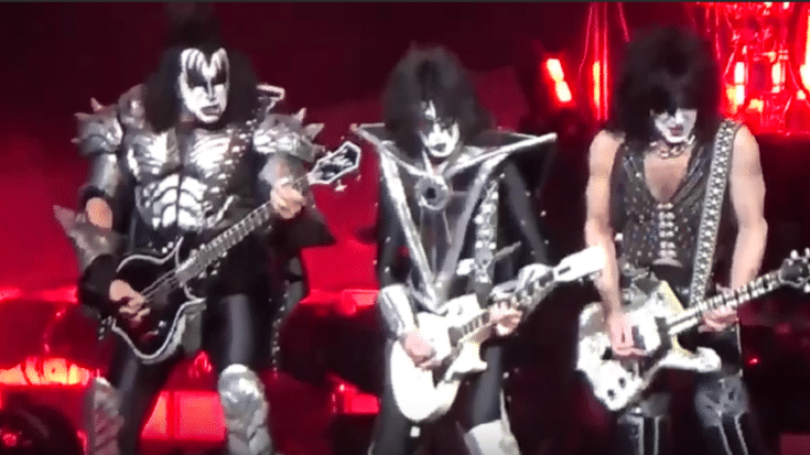 KISS Cancels Meet And Greet Because Of Coronavirus Pandemic | Society Of Rock Videos