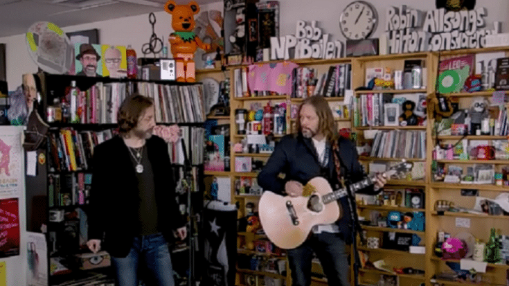 Watch The Black Crowes Perform In Tiny Desk Series | Society Of Rock Videos