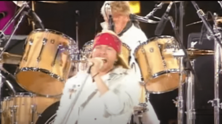 Axl Rose Honors Freddie Mercury With “We Will Rock You” Performance | Society Of Rock Videos