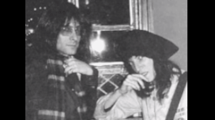 Listen To Patti Smith’s First Poetry Reading In 1971 | Society Of Rock Videos