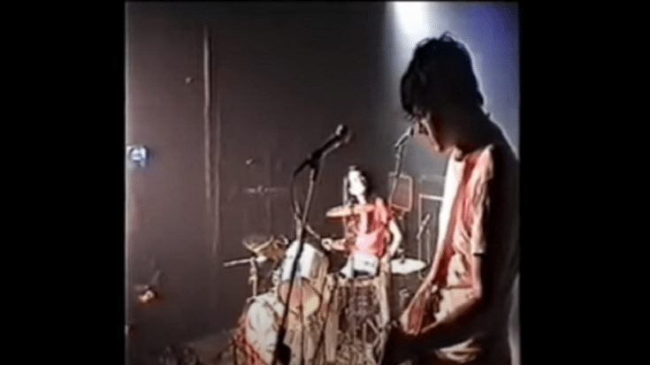 Watch White Stripes Perform ‘Jolene’ At 2001 Detroit Gig