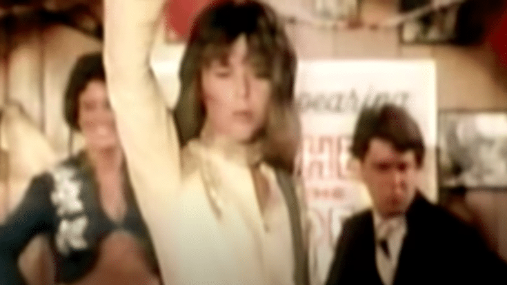 Watch Suzi Quatro Back In 1975 Perform Her Version Of ‘All Shook Up’ | Society Of Rock Videos