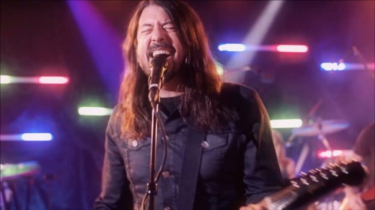 Foo Fighters Gives Energized Bee Gees Cover Of “You Should Be Dancing” | Society Of Rock Videos