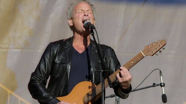 Lindsey Buckingham Still Has Hope That Fleetwood Mac Will Tour One Last Time | Society Of Rock Videos