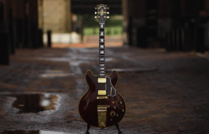 Gibson Guitars Celebrate Chuck Berry’s 95th Birthday With Limited Guitar Release