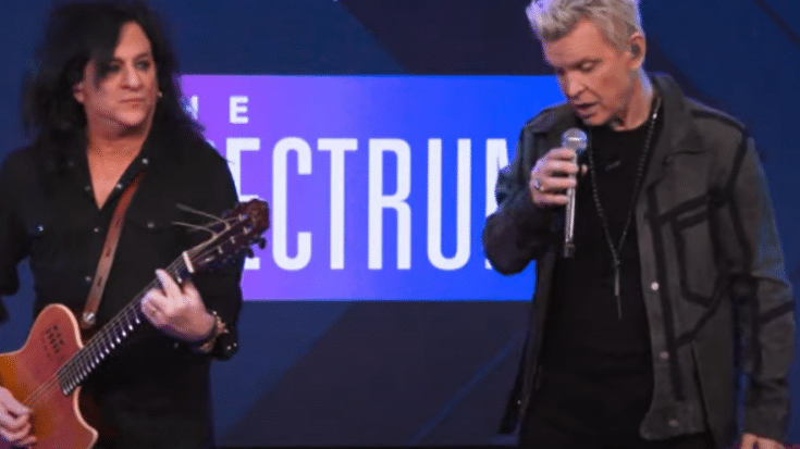 Billy Idol Performs Acoustic version of “White Wedding” – Watch | Society Of Rock Videos