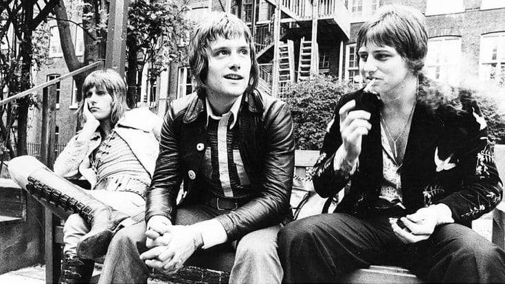 7 Interesting Facts You Probably Don’t Know About “Lucky Man” By ELP | Society Of Rock Videos