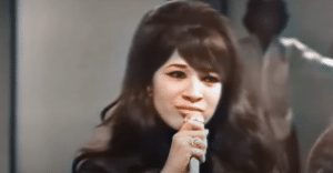 Legendary Singer Ronnie Spector Dead at 78
