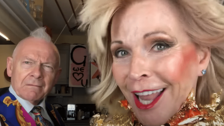 Toyah & Robert Makes Sunday The Best With ‘I Think I’m Paranoid’ Cover | Society Of Rock Videos