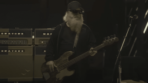 Watch ZZ Top’s ‘Tubesnake Boogie’ Performance In Raw Album | Society Of Rock Videos