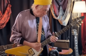 Watch Keith Richards Just Having A Time Warming Up Backstage