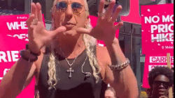 Dee Snider Protest In NY Sings ‘We’re Not Gonna Take It’ | Society Of Rock Videos