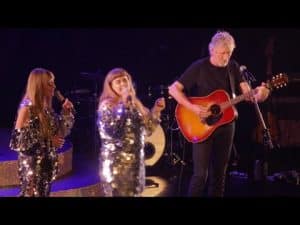 Roger Waters Surprises Fans With ‘Mother’ Performance