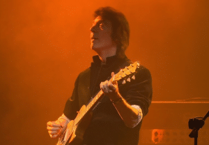 Steve Hacket Talk About A Possible Genesis Reunion