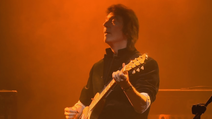 Steve Hackett Shares Reason Why He Was Not In Final Genesis Show | Society Of Rock Videos