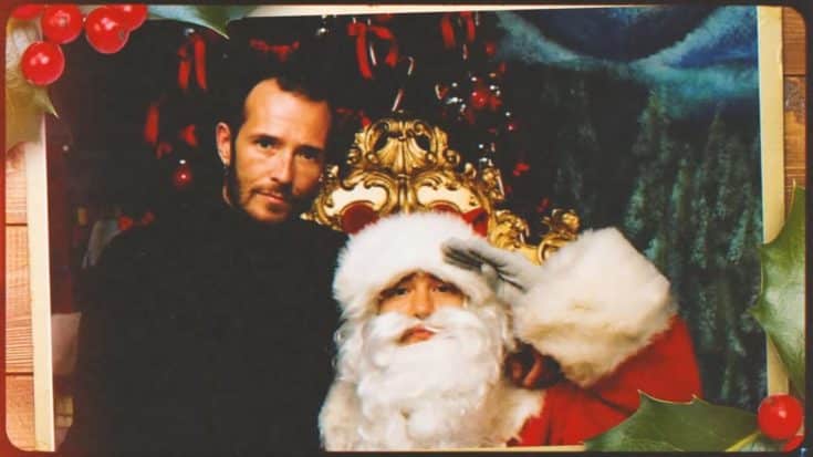 Listen To Scott Weiland’s Cover Of “Happy Xmas (War Is Over)” By John Lennon and Yoko Ono | Society Of Rock Videos