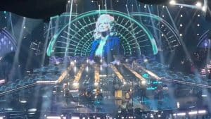 Dolly Parton Performs New Song In Rock Hall Of Fame Induction