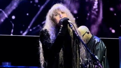 Watch Stevie Nicks’ Emotional Tribute To Christine McVie | Society Of Rock Videos