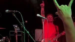 Michael Anthony Sings Lead Vocals On Van Halen’s Classic Track