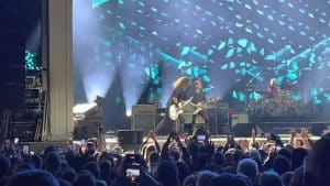 Foo Fighters Is Back On Concert With Their New Drummer!