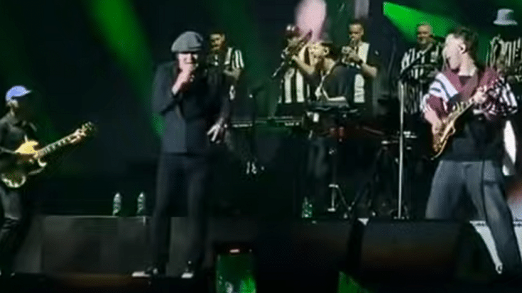 Brian Johnson Performs Solo AC/DC Hits At Hometown Show | Society Of Rock Videos