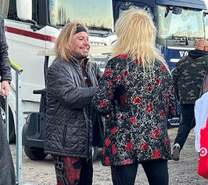 Michael Monroe Meets Vince Neil After 39 Years Of Fatal Tragedy