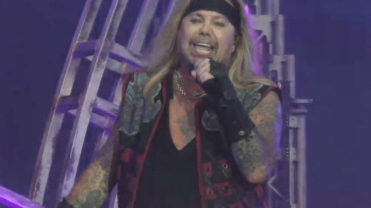 Vince Neil Announces Another MÖTLEY CRÜE Stadium Tour For 2024 | Society Of Rock Videos
