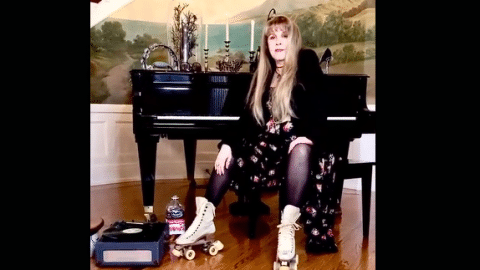 Stevie Nicks Thinks “Daisy Jones and The Six” Series Is Her Story | Society Of Rock Videos