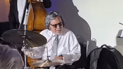 Original KISS Drummer Peter Criss Performs Classic Hit In New Jersey Show – Watch | Society Of Rock Videos