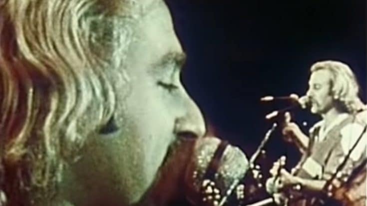 A Young Jimmy Buffett (1978) Singing His Hit, “Margaritaville” Live On Stage | Society Of Rock Videos