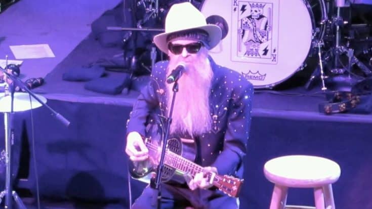 Billy Gibbons Reveals Why He Hates Acoustic Guitars | Society Of Rock Videos