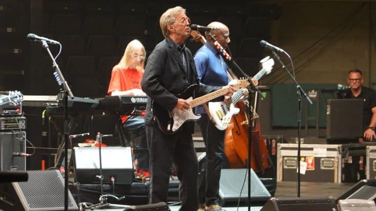 Eric Clapton Gives Tribute To Robbie Robertson To Kick Off His Tour | Society Of Rock Videos